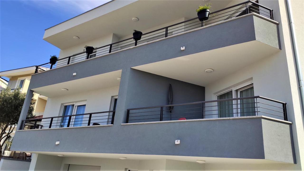 Luxury Apartment Pape Baška Voda Dış mekan fotoğraf