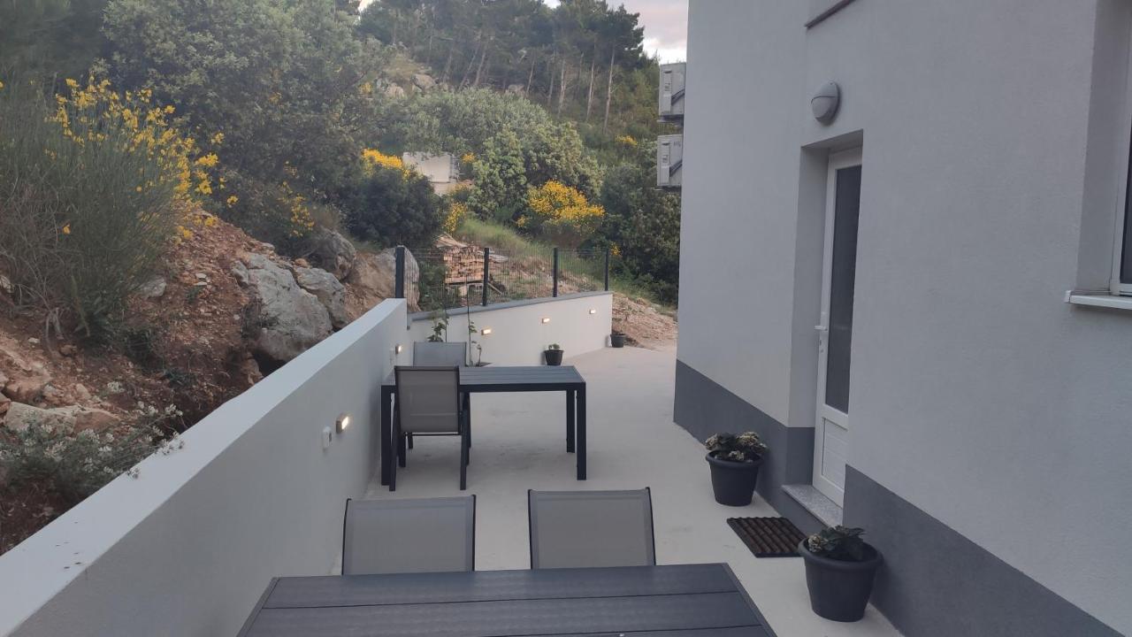 Luxury Apartment Pape Baška Voda Dış mekan fotoğraf