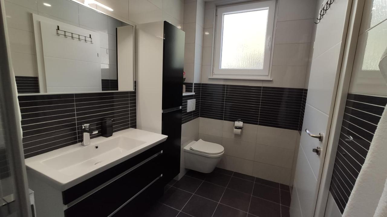 Luxury Apartment Pape Baška Voda Dış mekan fotoğraf